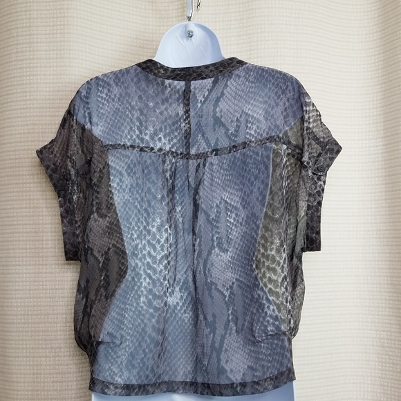 W118 by Walter Baker blouse. - Picture 2 of 6